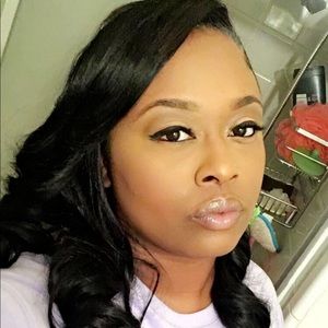 Meet your Posher, Briana